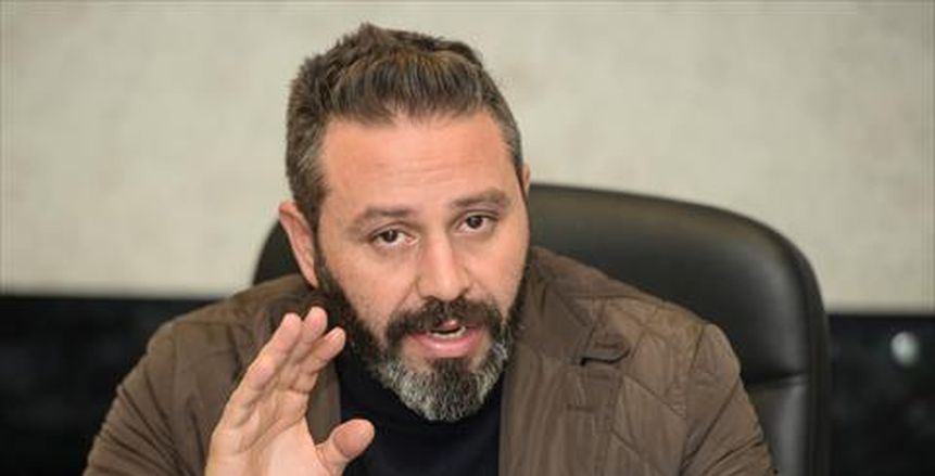 حازم إمام:  "أي حد بيحب الكوره الحلوه لازم يحب روجير فيدرير"