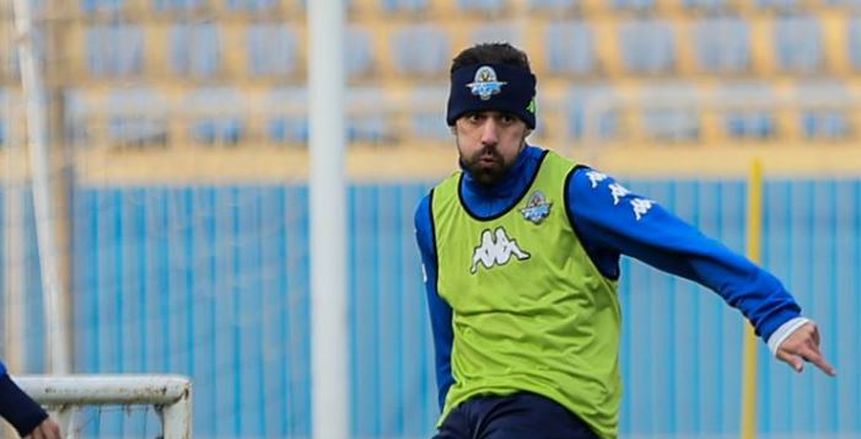 عبدالله السعيد وأنطوي يجبران الأهلي على تدريب خاص للمدافعين