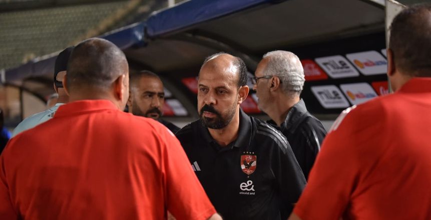 شوبير: الأهلي يعلن بعد قليل عن التعاقد مع خوسيه ريفيرو واستمرار عماد النحاس