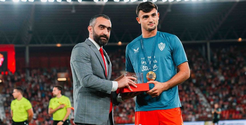 ألميريا الإسباني يوافق على بيع مارك بوبيل لأتلتيكو مدريد
