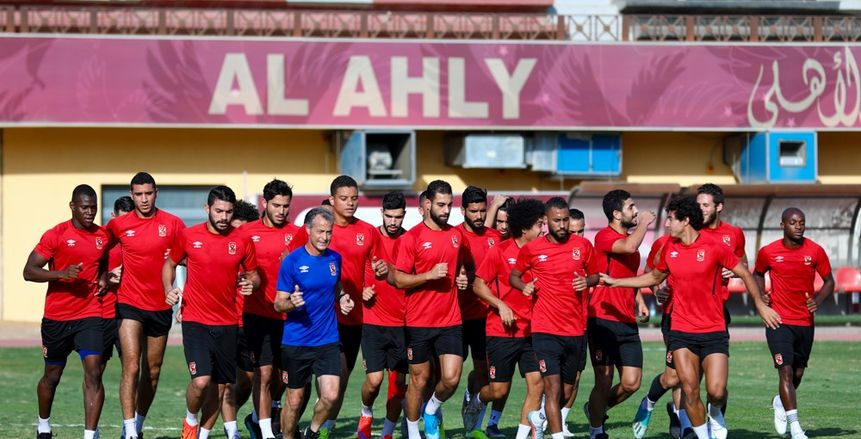 عاجل.. 21 لاعبا بقائمة الأهلي لمواجهة الإنتاج.. عودة معلول وجيرالدو.. واستبعاد جمعة
