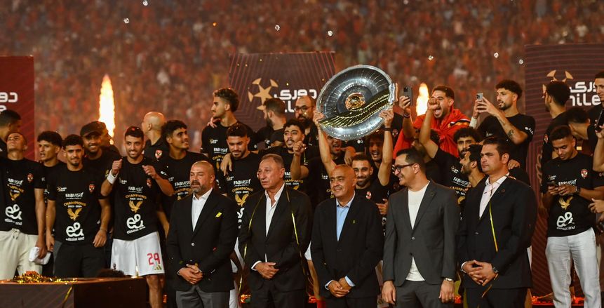 عامل مشترك وحيد في الأهلي بين نهائي الأبطال والسوبر الأفريقي ضد الزمالك