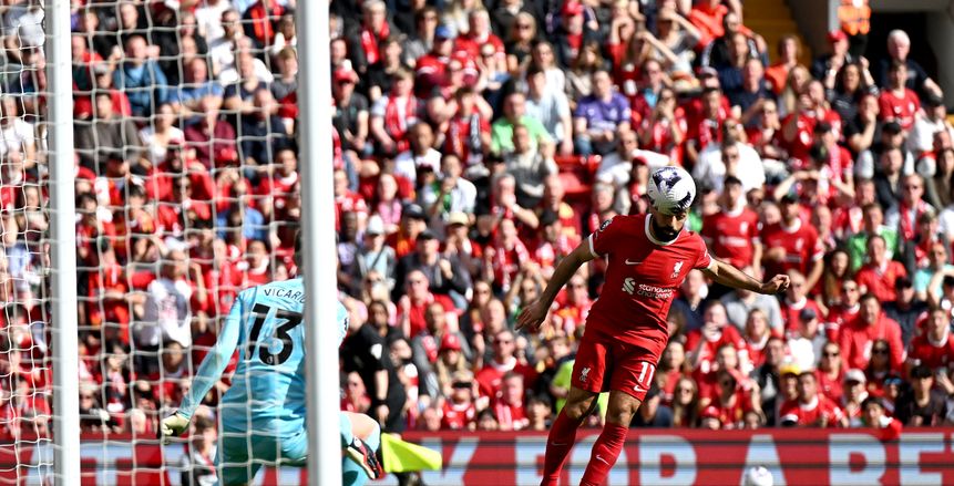 محمد صلاح نجم اللقاء.. ليفربول يتقدم على توتنهام بهدفين في الشوط الاول