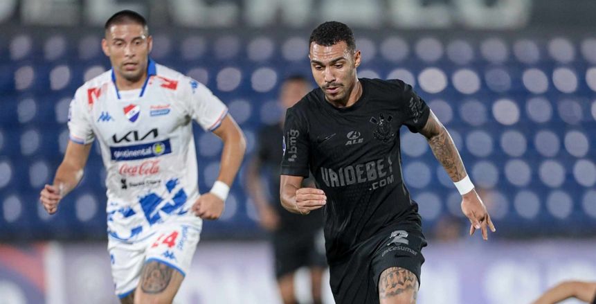 كورينثيانز يبحث عن التأهل لدور الـ16 بـ«سود أمريكانا» أمام أرجنتينوس