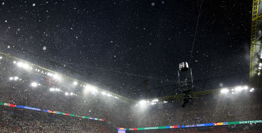 عاصفة جوية تتسبب في إيقاف مباراة ألمانيا والدنمارك بـ«يورو 2024»