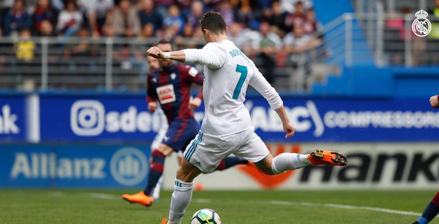 ثنائية «رونالدو» تقود ريال مدريد لفوز صعب على إيبار بالدوري الإسباني