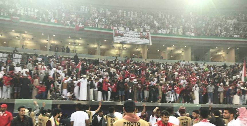 بالفيديو| العدد النهائي.. 40 إصابة بعد إنهيار حاجز مدرج ملعب نهائي كأس خليجي 23