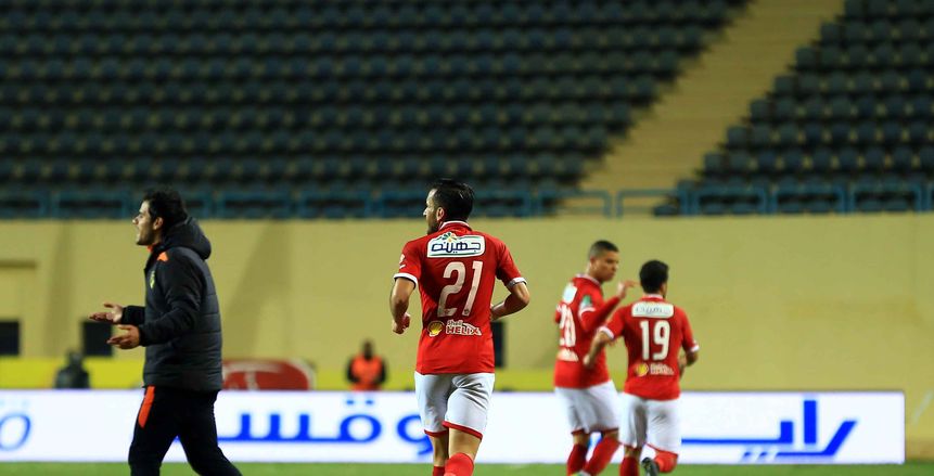 «البدري» يدرس عودة «معلول» إلى تشكيل الأهلي أمام الاتحاد