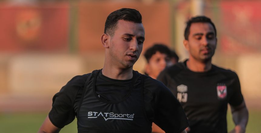 سموحة يفاوض الأهلي لاستعارة محمد أشرف.. البديل الأول لـ علي معلول