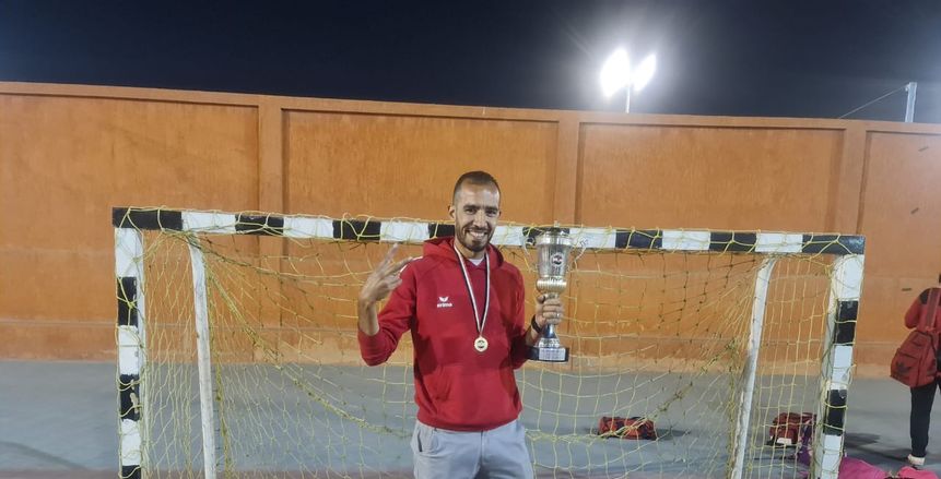 ارتقاء مدرب ناشئات يد الأهلي إلى الفئة الثانية في مجال التدريب