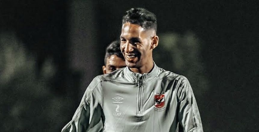 عروض سعودية تهدد استمرار بدر بانون في الأهلي