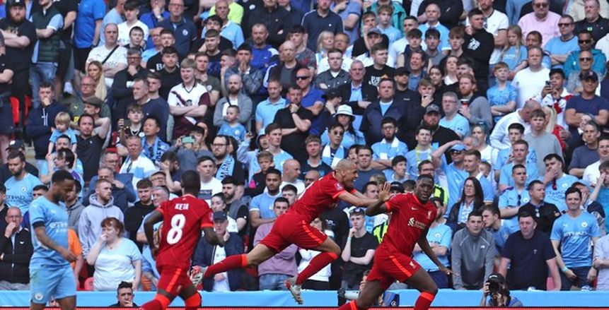 ليفربول يكتسح مانشستر سيتي بثلاثية في شوط الأخطاء القاتلة