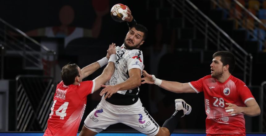 منتخب اليد يكتسح بيلاروسيا في الشوط الأول 21\14