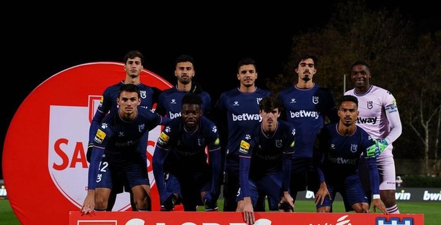 إصابة 13 لاعبا من فريق برتغالي بمتحور فيروس كورونا الجديد