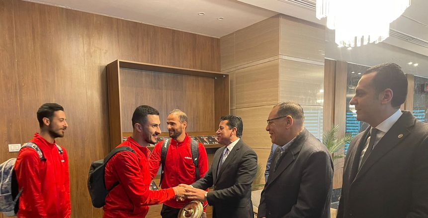 وزير الرياضة يستقبل بعثة فريق الشرقية للهوكي بعد الفوز ببطولة أفريقيا