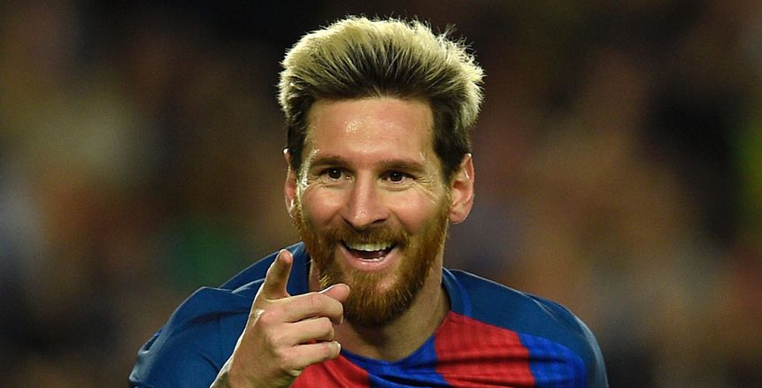 الأرجنتيني ليونيل ميسي يجدد لبرشلونة حتى 2021