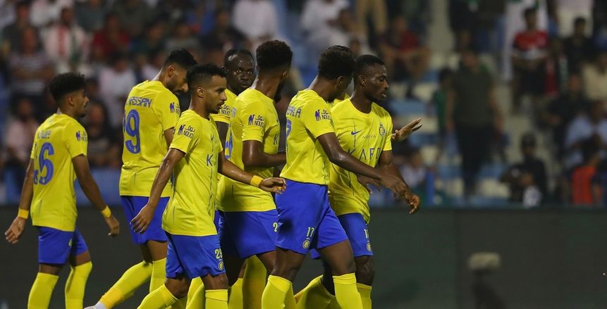 النصر بالقوة الضاربة أمام شباب أهلي دبي.. ماني ورونالدو يقودان الهجوم