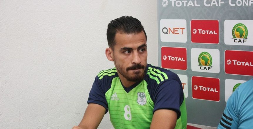 عمرو موسى يوافق على تمديد تعاقده مع المصري البورسعيدي