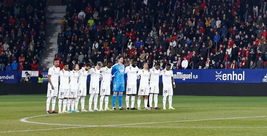 دقيقة حداد وشارات سوداء في مباراة ليفربول ضد ريال مدريد.. تعرف على السبب