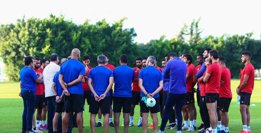 18 لاعبًا في مران الأهلي.. ظهور مروان محسن بعد غياب 10 أيام.. وغياب معلول