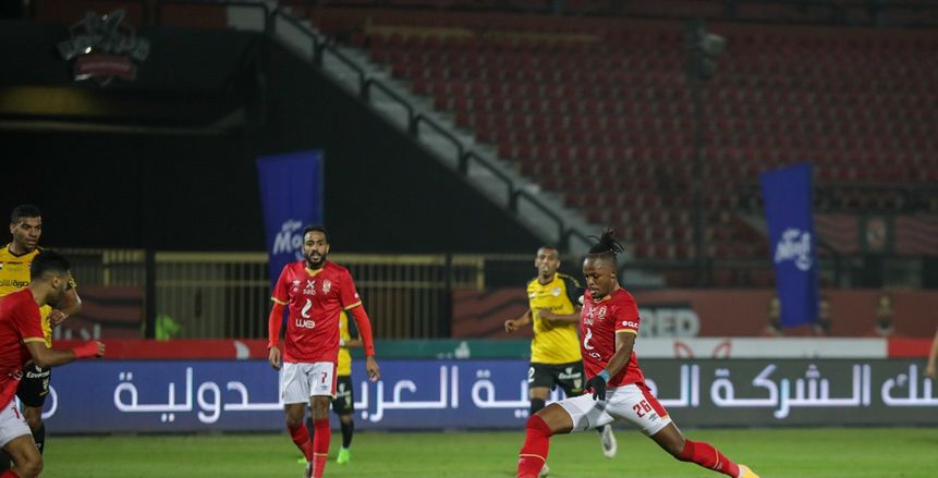 مفاجأة مهاجم الأهلي يغادر للدوري المغربي.. وقع عقد لمدة موسمين