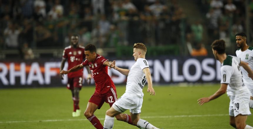 بايرن ميونخ يتعثر في افتتاحية الدوري الألماني بالتعادل مع مونشجلادباخ