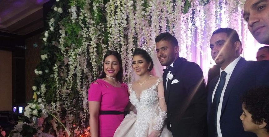 بالصور| سعد الصغير وبوسي يشعلان حفل زفاف إبراهيم عبد الخالق