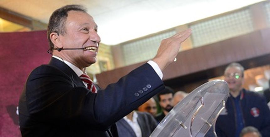 «الخطيب»: النادي الأهلى غني جداً.. وغالي جداً