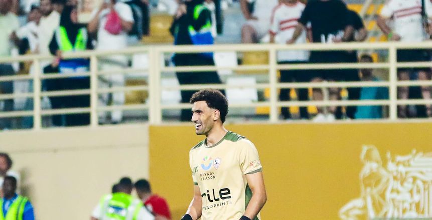 محمد عواد يفوز بجائزة أفضل حارس مرمى في السوبر المصري