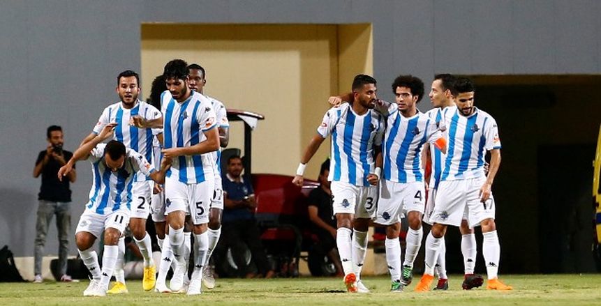 بالفيديو| رونالدينيو في إعلان بيراميدز الجديد: "نادي القرن الـ21"