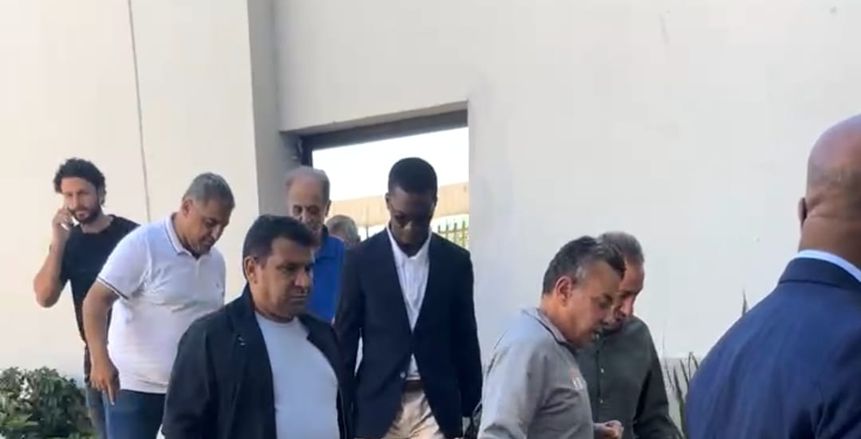 مصدر بالأهلي: الخطيب بصحة جيدة بعد شعوره بالإجهاد في المغرب