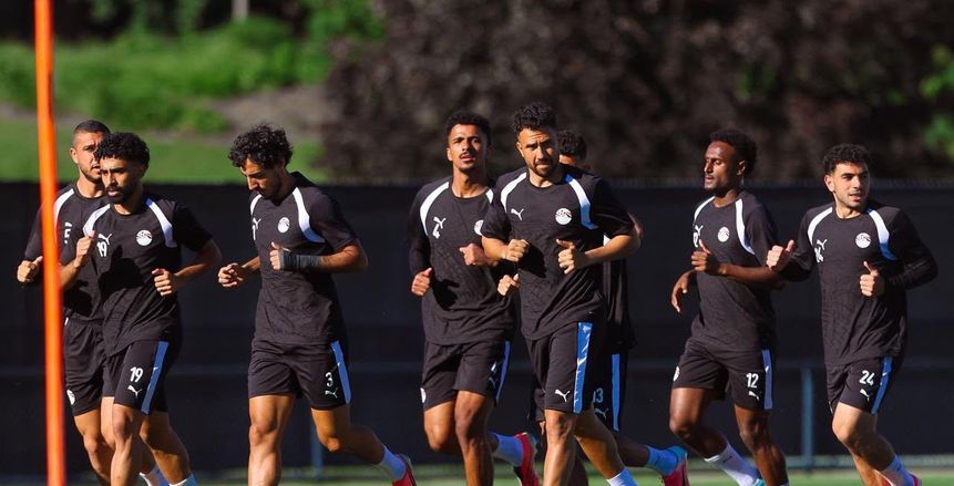 كواليس تدريبات منتخب مصر.. ندية وحماس واجتماع مع أبوريدة