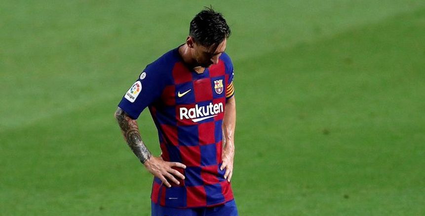 والد ميسي قبل الاجتماع مع إدارة برشلونة: لا أعرف شيئا حتى الآن