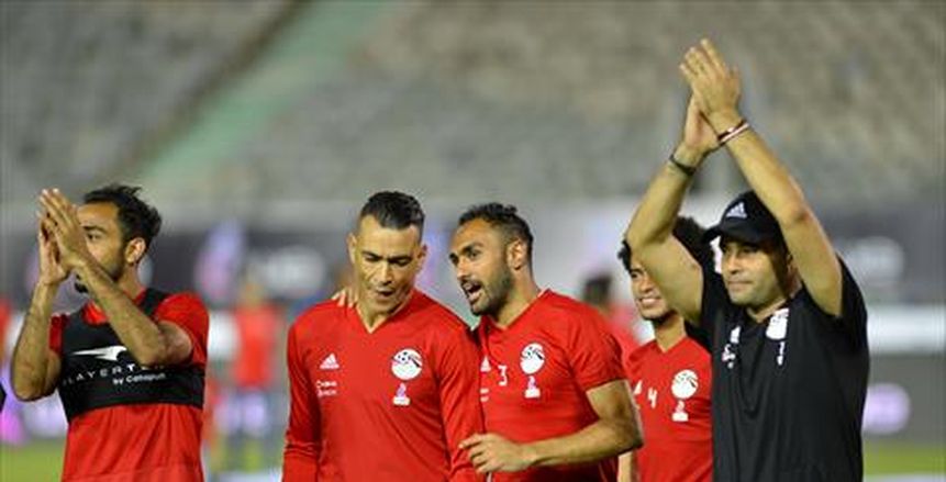 منتخبنا في المونديال.. شرفونا يا أبطال| الفريق يصل جروزنى الروسية وسط استقبال حافل من الجالية المصرية