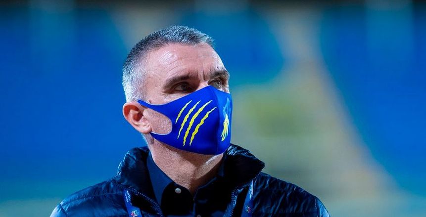 قناة سعودية: كارتيرون يقترب من تدريب أهلي جدة