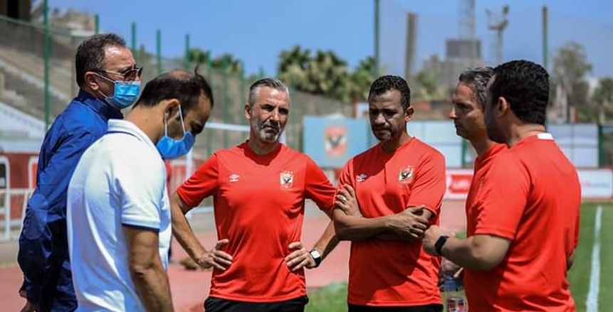 محمود الخطيب يحضر مران الأهلي وجلسة خاصة مع عبدالحفيظ