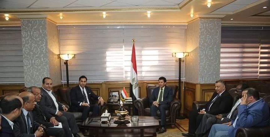 أشرف صبحي يستقبل أمين عام المنظمة الكشفية العالمية