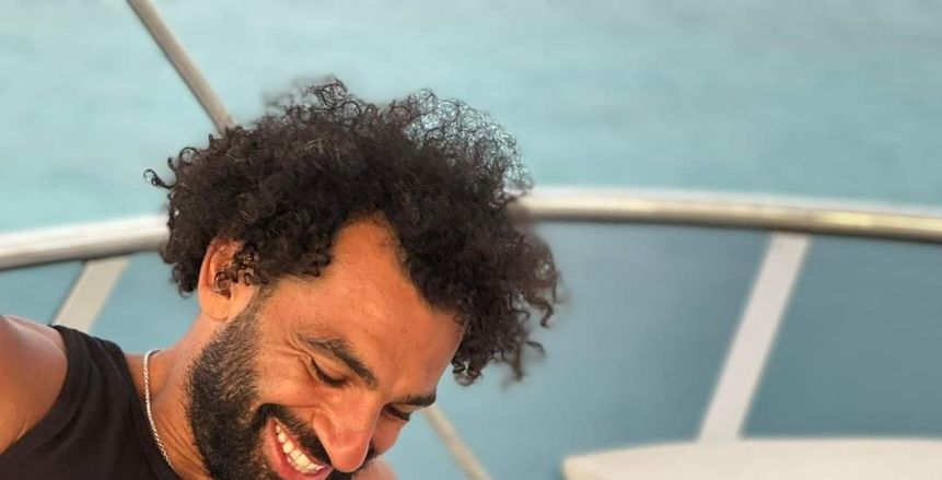 إعلامي سعودي يفجر مفاجأة بشأن انضمام محمد صلاح لنادي اتحاد جدة