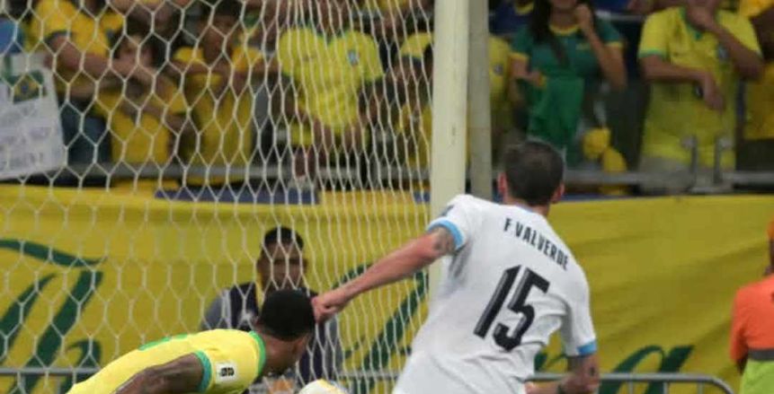 قمة من العيار الثقيل تجمع بين البرازيل وكولومبيا بتصفيات كأس العالم