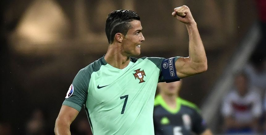 بالفيديو| رونالدو يطيح بأحلام ويلز ويصعد بالبرتغال لنهائي "يورو"