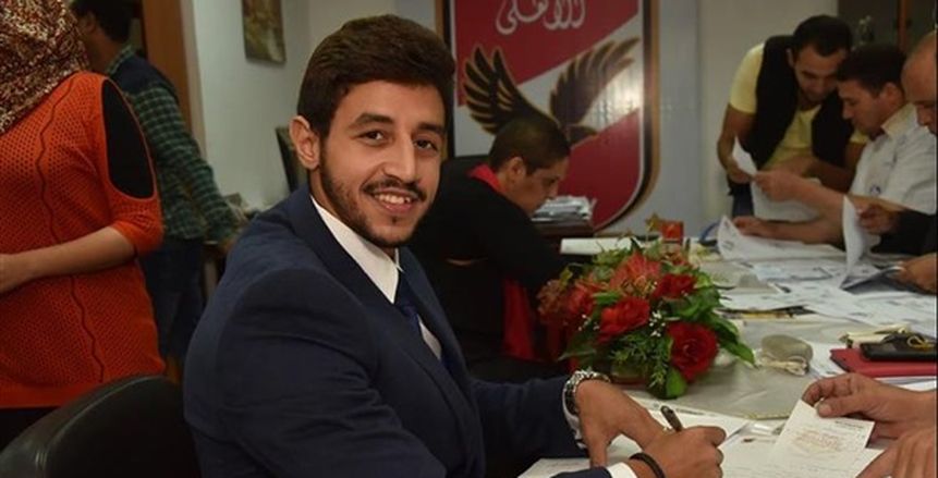 أحمد مصطفي: طارق سليم مثلى الأعلى .. وهدفي خدمة أعضاء الأهلي