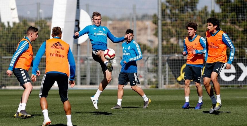 بالفيديو والصور| ريال مدريد يختتم تدريباته استعدادا للكلاسيكو في غياب لاعب واحد