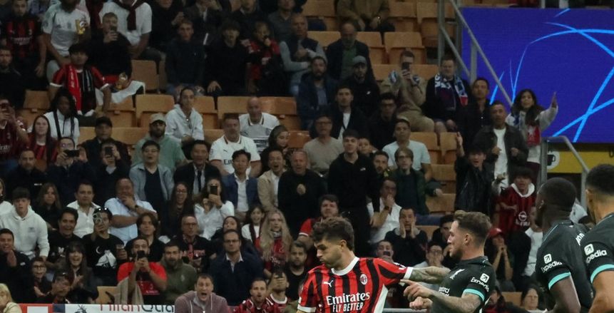 ليفربول يتقدم على ميلان بثنائية في الشوط الأول بدوري أبطال أوروبا