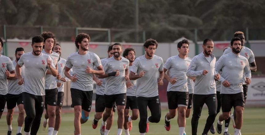 4 مفاجآت في تشكيل الأهلي أمام الجيش بختام الدوري