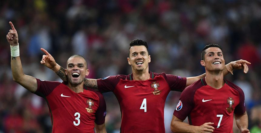 رونالدو يقود هجوم البرتغال أمام فرنسا.. وبيبي يعود للتشكيل