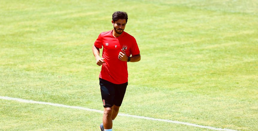 حمدي فتحي يواصل برنامجه التأهيلي في ملعب التتش