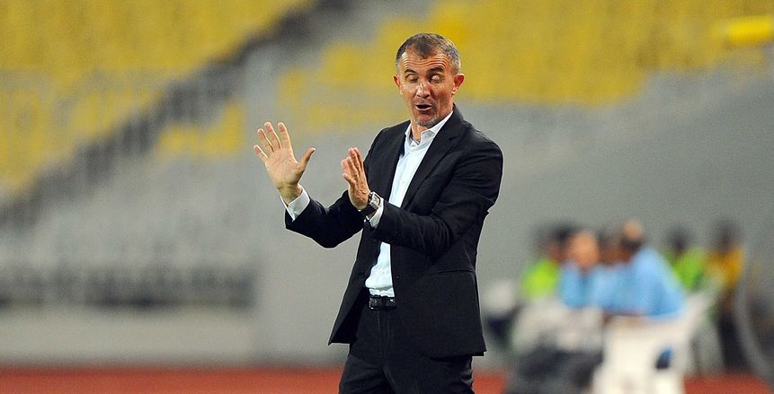 5 محاضرات يوميا.. عمال غرف ملابس الزمالك: ميتشو أكثر مدرب أرهقنا