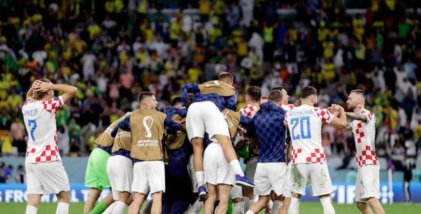 المخضرم «مودريتش» يقود جيل الشباب بكرواتيا.. ومدرب
