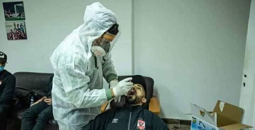 كاف يجري "مسحة الحسم" للاعبي الأهلي قبل نهائي القرن