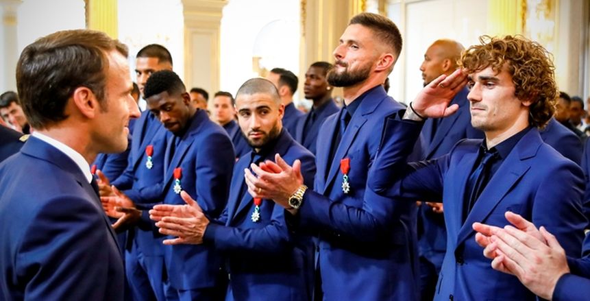 ماكرون يمنح أبطال مونديال روسيا وسام جوقة الشرف "الأعلى" في فرنسا